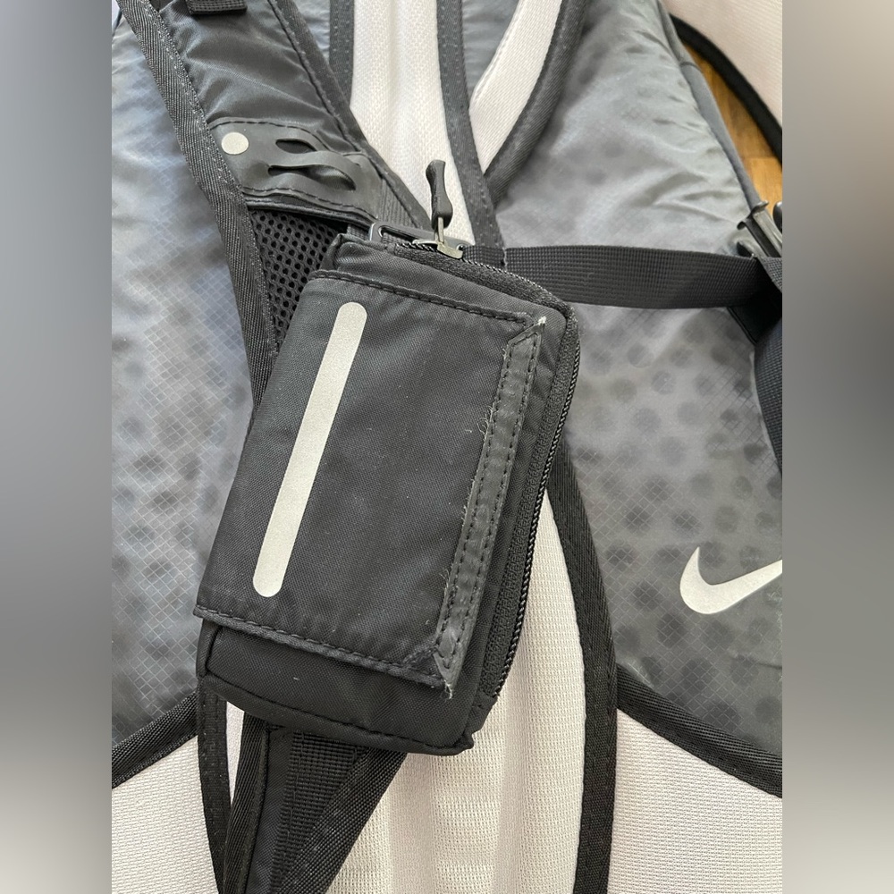 Nike running backpack with rain cover shoe compartment gray gym bag travel bag - Picture 7 of 13